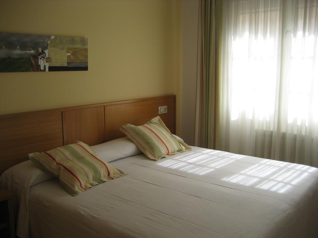 Pension Residencia Caola Артейхо Экстерьер фото
